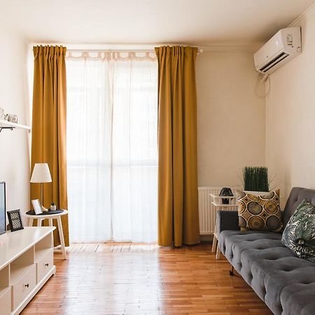 Ultracentral Apartment With City View - Bucharest Old Town Exteriör bild