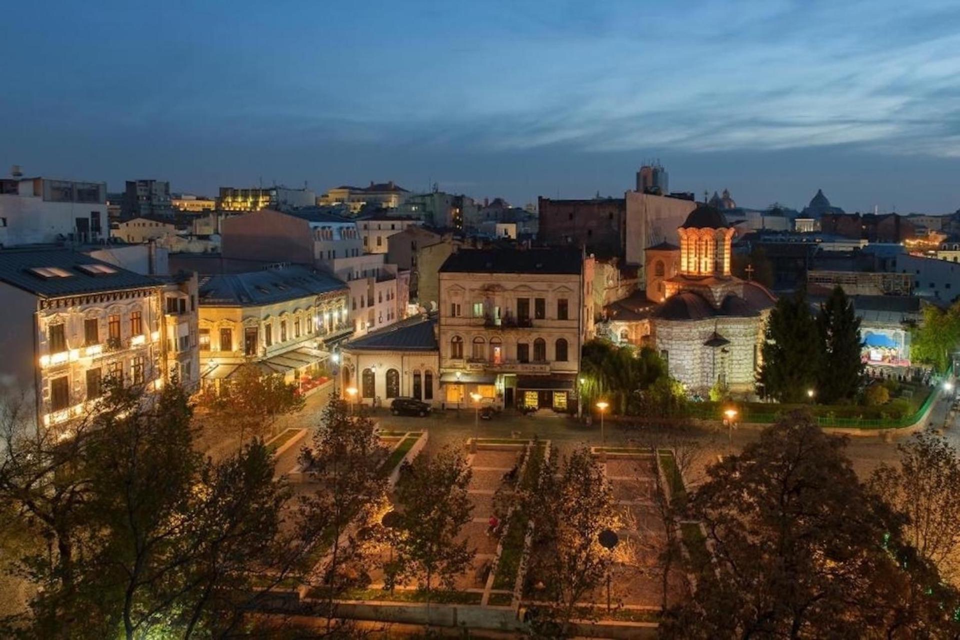 Ultracentral Apartment With City View - Bucharest Old Town Exteriör bild